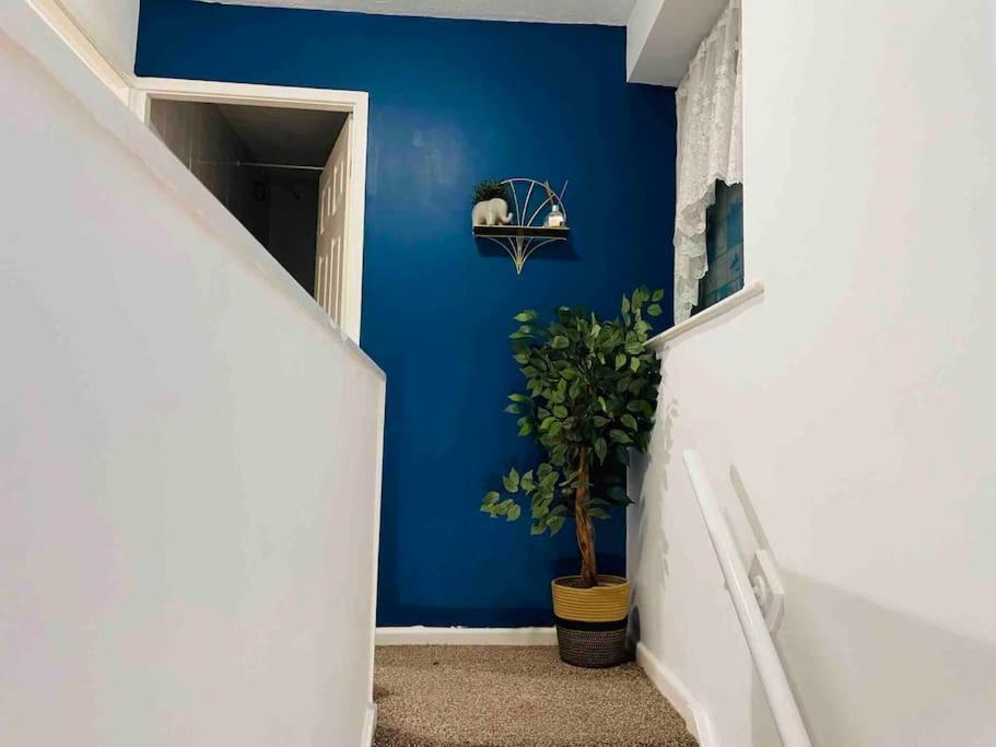 Princess 3 Bedroom House + Offstreet Parking +Wifi Leeds  Dış mekan fotoğraf